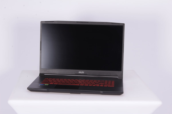 MSI Katana GF76 12UE-055 - i7-12700 - RTX3060 - 17,3&quot; - Stockclearing